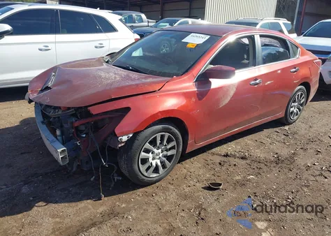 2013 Nissan Altima 2.5 S z USA, uszkodzony, nr VIN 1N4AL3AP4DN577489